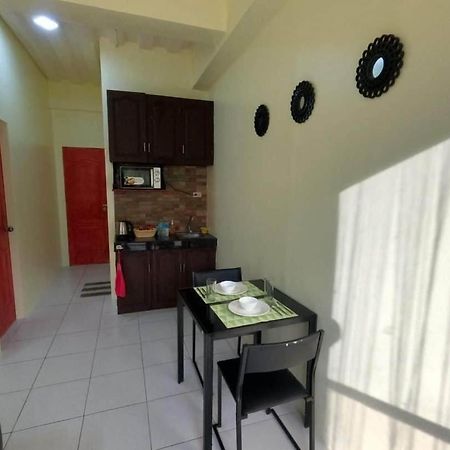 Antwet Backpacker'S Inn & Rooftop Bar Dumaguete City Экстерьер фото