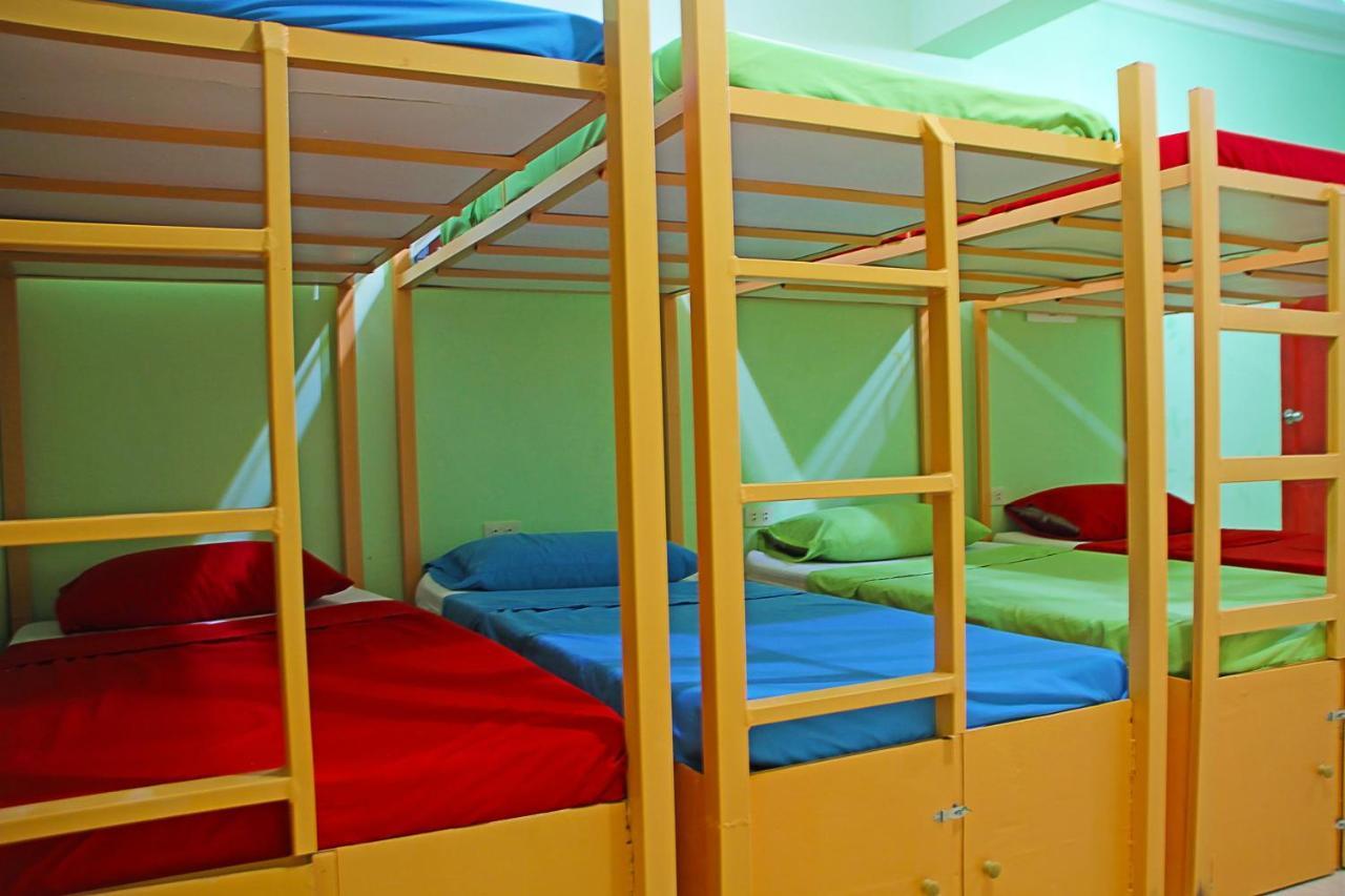 Antwet Backpacker'S Inn & Rooftop Bar Dumaguete City Экстерьер фото