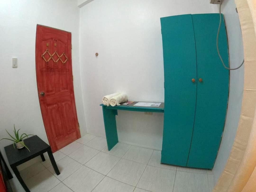 Antwet Backpacker'S Inn & Rooftop Bar Dumaguete City Экстерьер фото